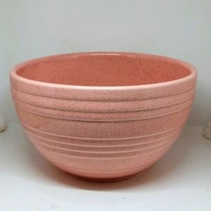 McCoy vintage pink ribbed 8" diameter mixing bowl brown specks